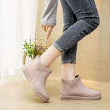 Rainwood Women's Fashion промахивает водонепроницаемые туфли для катания на коньках короткие баки и хлопковые сладкие туфли Новые модные дождевые ботинки.