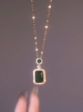 四方来财洋气绿项链时尚百搭锁骨链