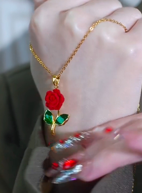 高级感红色玫瑰花项链女网红爆款轻奢气质百搭小众设计感精美项链