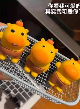 盲盒新品水豚噜噜动潮系列玩手发条玩具摆件玩偶礼物捏捏乐解压