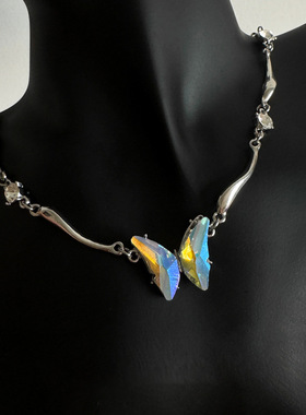 蝴蝶渐变颈链女choker高级感锁骨链甜酷辣妹配饰男小众钛钢项链潮
