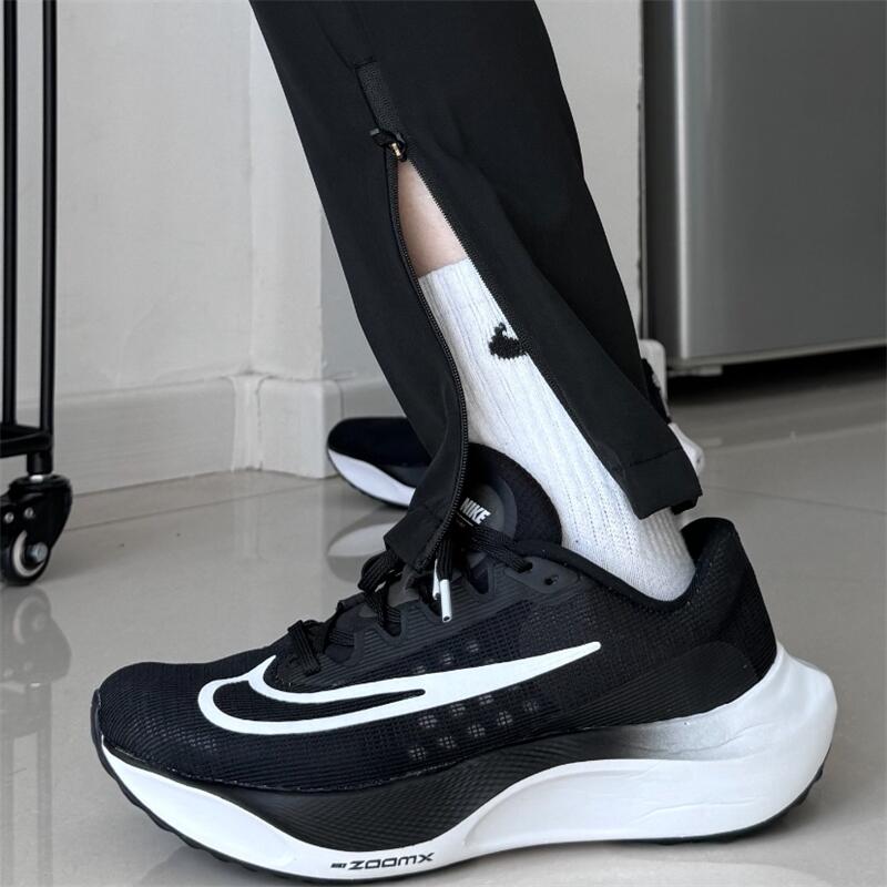 耐克 男鞋Nike Zoom Fly 5黑白竞速运动休闲低帮跑步鞋DM8968-001