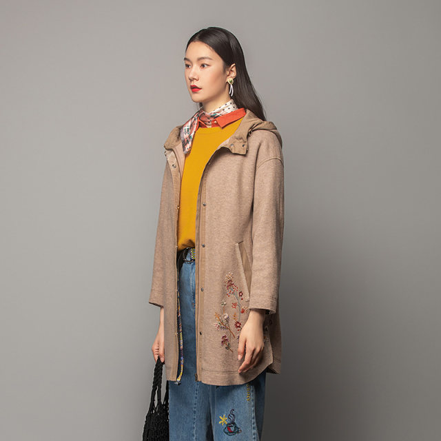 渔牌女装大衣女款新款加厚羊毛针织带帽长款毛呢外套FGFD3058