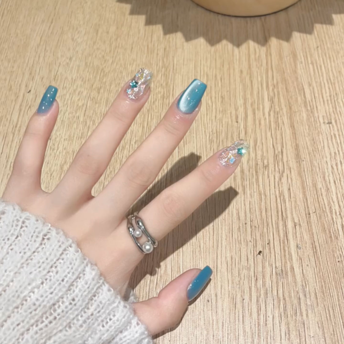 新款多巴胺冰透海蓝玻璃珠猫眼美甲成品可重复使用手工定制穿戴甲 - 图1