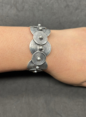 贵州苗银手镯民族风仿老银手镯