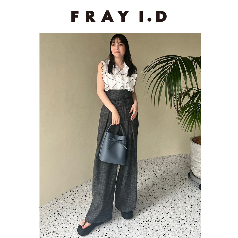 FRAY I.D2024春夏新品通勤时尚V领荷叶边无袖衬衫上衣FWFB242071 - 图1