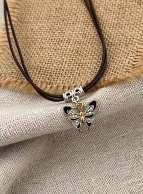 优雅复古银色双层复古蝴蝶立体双层蝶翼设计蝴蝶细腻纹路复古风