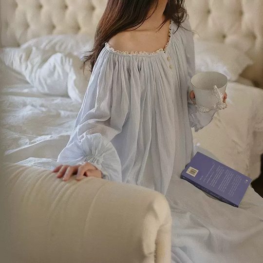 French romantic palace style nightgown long-sleeved pure cotton princess spring and autumn sexy retro pajamas for women to wear outside home clothes