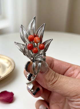 J PRINCESS·日本中古店の一枚阿卡珊瑚花丝银手工掐丝银胸针孤品
