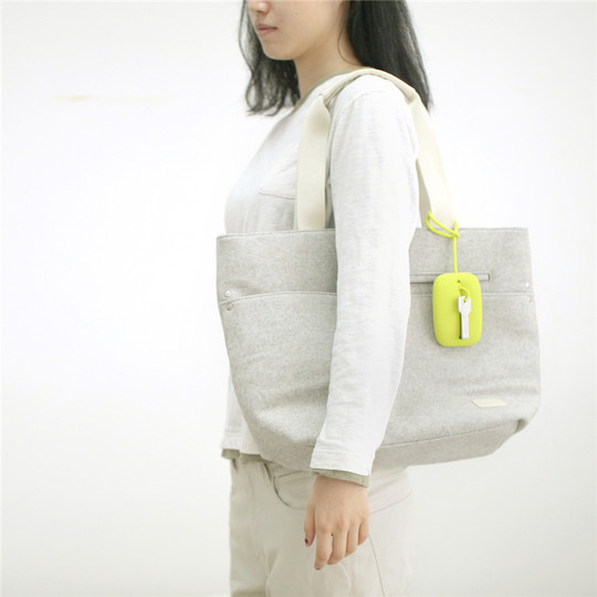 Emoi basic life male and female couple silicone key bag