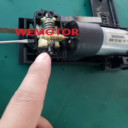 适用E90座椅调节齿轮 E46座椅腿部调节齿轮 E61电动座椅齿轮 F02 - 图1