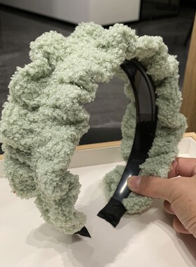 褶皱带齿防滑宽边发箍可爱