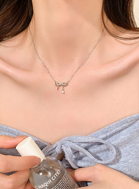 精致轻奢蝴蝶结锆石项链