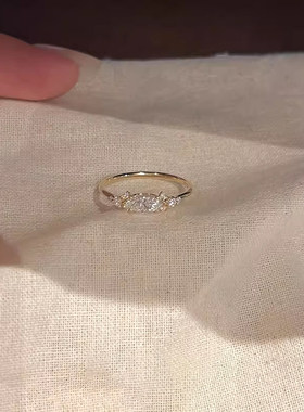 韩系金色爆闪马眼钻戒指