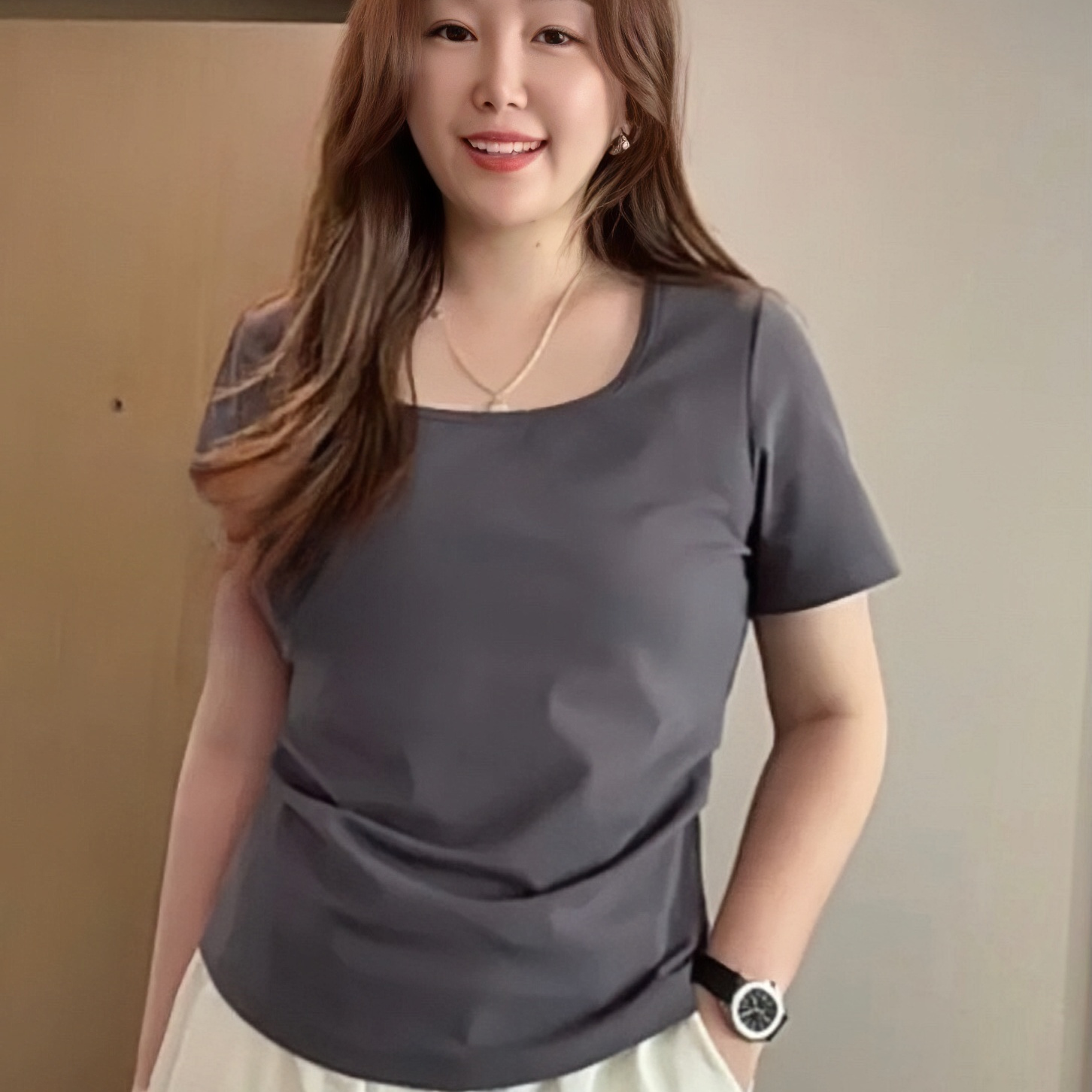 大码女装2025夏季新款胖妹妹双收腰简约百搭方领正肩短袖T恤上衣 - 图1