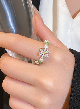 白色满钻花朵珍珠戒指高级感指环