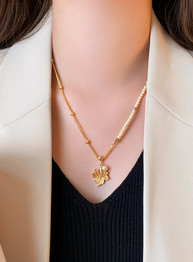 金色珍珠串水晶枫叶项链轻奢小众