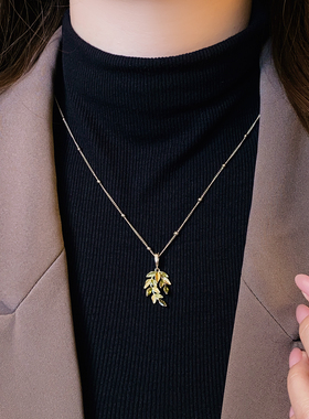 叶子吊坠项链高级感轻奢毛衣链