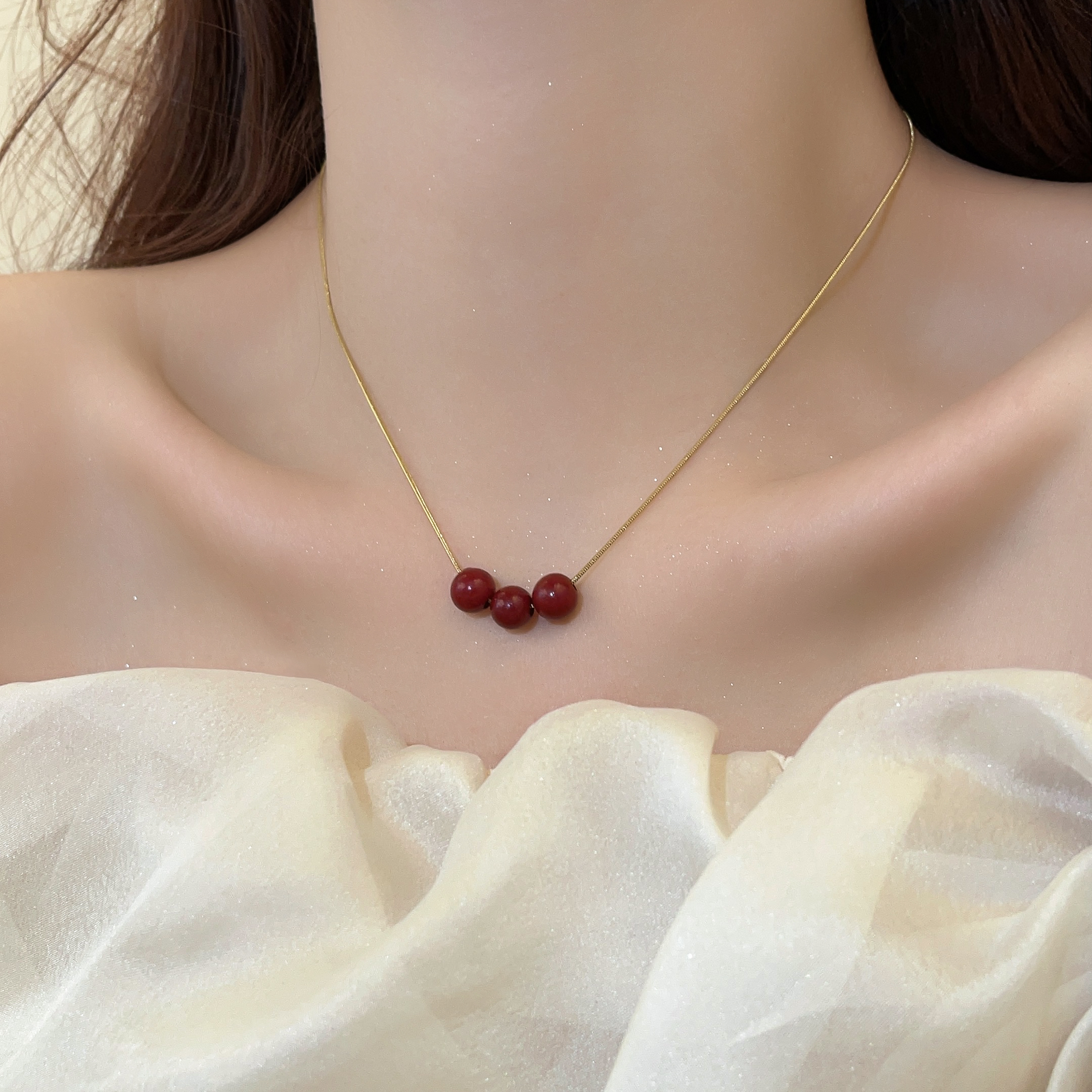 金色三生三世朱砂项链女2025新款长款毛衣链高级感轻奢小众配饰品 - 图3