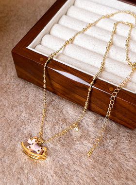 珐琅彩小马吊坠串珠项链轻奢小众