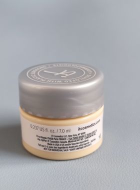 依科美自信保湿面霜中样7ml