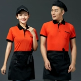 Отец -официант, рабочая одежда короткая -Ресторан