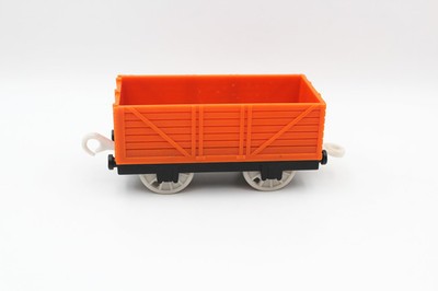 电动轨道小火车塑料托马斯车厢连接挂钩适合多种火车连接儿童玩具-图3