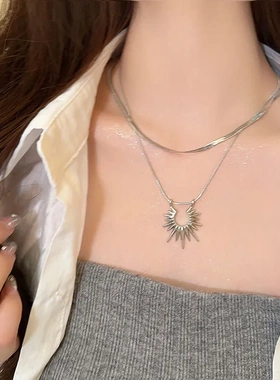 欧美双层叠戴太阳花项链女嘻哈潮流不锈钢蛇骨链甜酷百搭锁骨链
