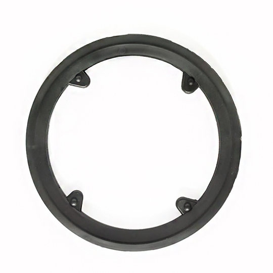 Mountain bike gear protector prevents trousers from being messed up