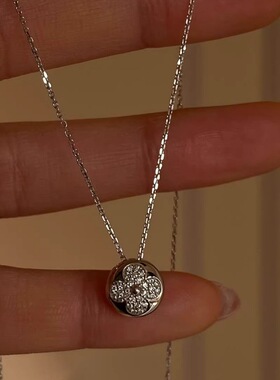 时尚OL四叶草小银豆吊坠钛钢项链