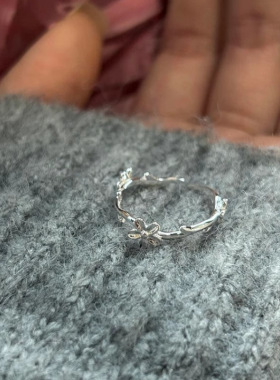 清冷感「静语花眠」ins风小雏菊