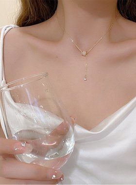 小蛮腰项链女轻奢小众设计高级感2025年新款简约百搭锁骨链网红潮