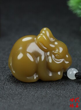 和田玉生肖兔挂件糖黄玉前途无量兔子把玩件新疆玉立体玉兔腰挂件