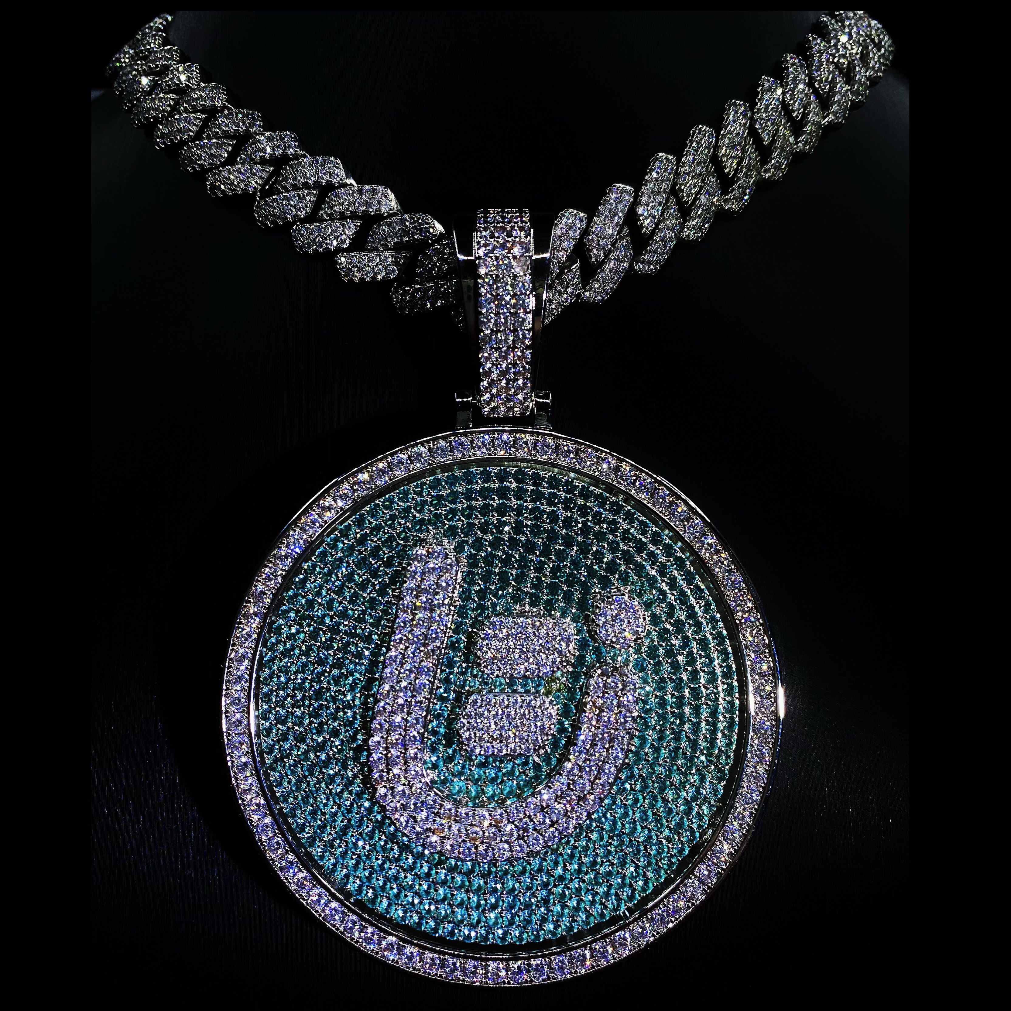 Mr.Blingggggg European and American hip-hop jewelry, privately customized rotatable diamond-filled turquoise disc pendant
