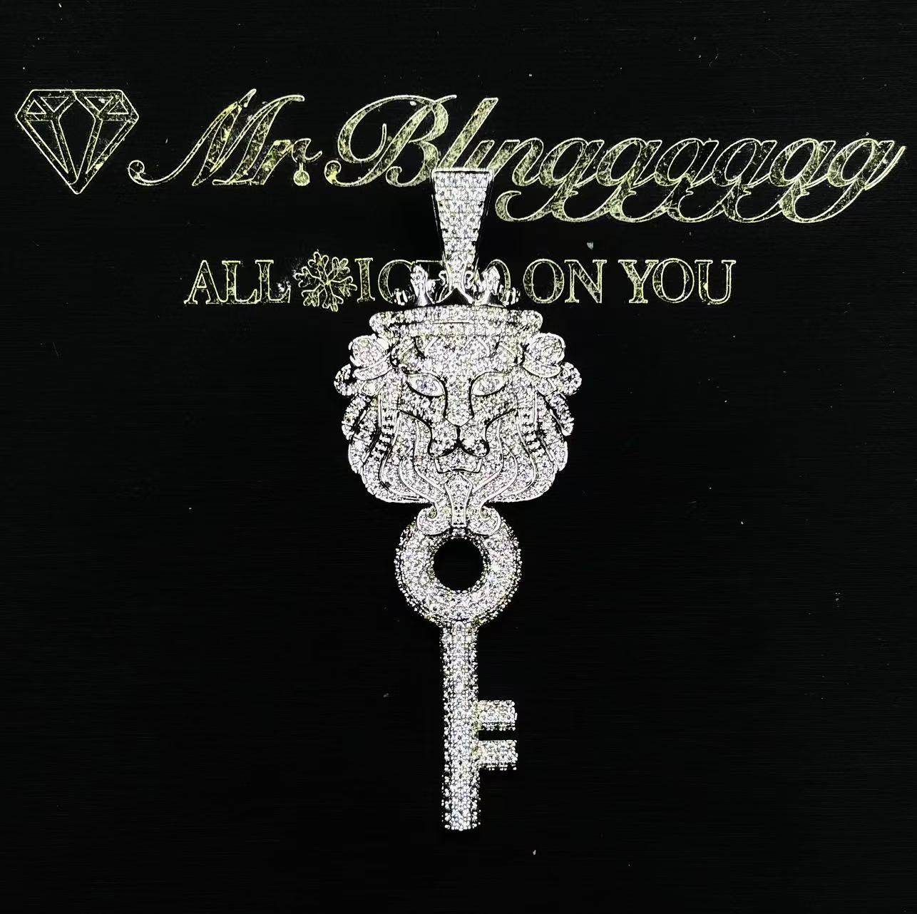 Mr.Blingggggg European and American hip-hop jewelry full of diamond love trend crown lion lion king key rap pendant