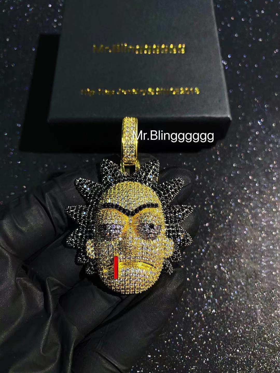 Mr.Blingggggg European and American hip-hop jewelry full of diamond animation Rick and Morty character avatar Rick pendant