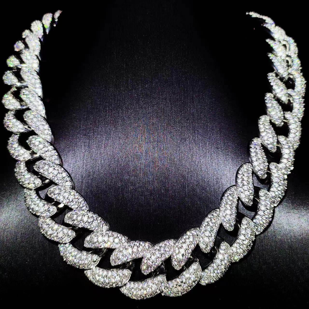 Mr.Blingggggg European and American hip-hop jewelry 25mm full diamond super flash domineering Cuban chain wide version rap necklace