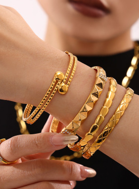 梦幻钛钢手镯轻奢感PVD电镀18K真金欧美潮流Bracelet镯子组合款
