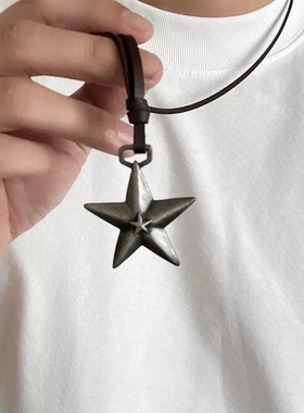 黑色五角星星项链男女个性小众嘻哈吊坠毛衣链皮绳高级感甜酷饰品