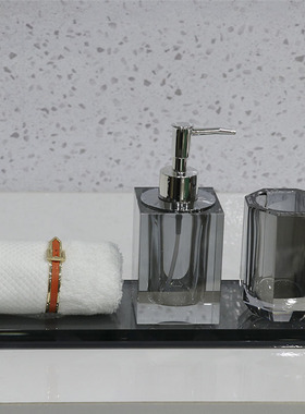 样板房酒店卫生间摆件