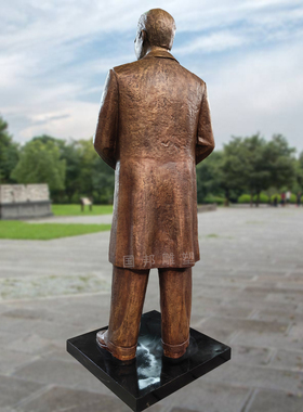 铜雕人物雕塑户外校园广场园林标志摆放铸铜仿铜名人伟人雕像定做