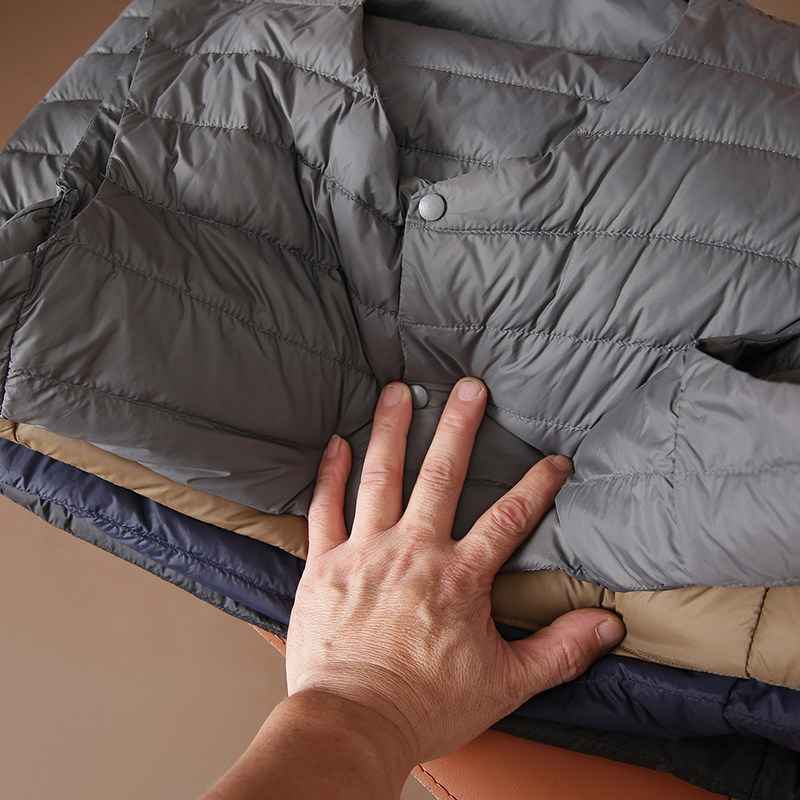 送收纳袋轻薄V领单排扣保暖羽绒马甲秋冬季修身分仓充绒鸭绒背心,淘宝优惠券,粉丝福利购,淘宝优惠卷