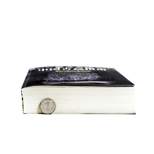 Genuine 692-page guide to Chinese antiques, easy-to-understand porcelain, copperware, calligraphy and painting, jade, four treasures of the study, antique collection and appraisal guide, seals, famous stones and antiques appreciation and purchase guide, Chinese ancient coins catalog, antique appraisal book