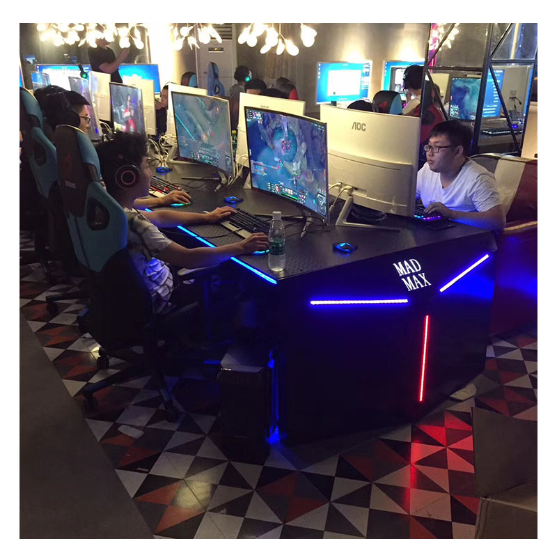 Cafe Designs Of Computer Tables / 64 838 Cafe Interior Modern