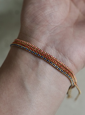 色彩环绕。S925银镀金蓝红粉极细编织手绳简约百搭幸运简约百搭