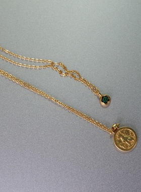 不费力时髦。孔雀石小圆吊坠守护神兽金币项链时髦精致百搭叠戴