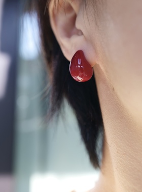 好运红红。高级新年酒红色滴釉烟花水滴C字耳钉925银针时髦节日