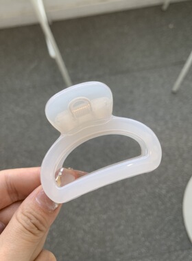 新款蝴蝶扣扣空发夹碎发夹方块加厚抓夹百搭高马尾小号ins感