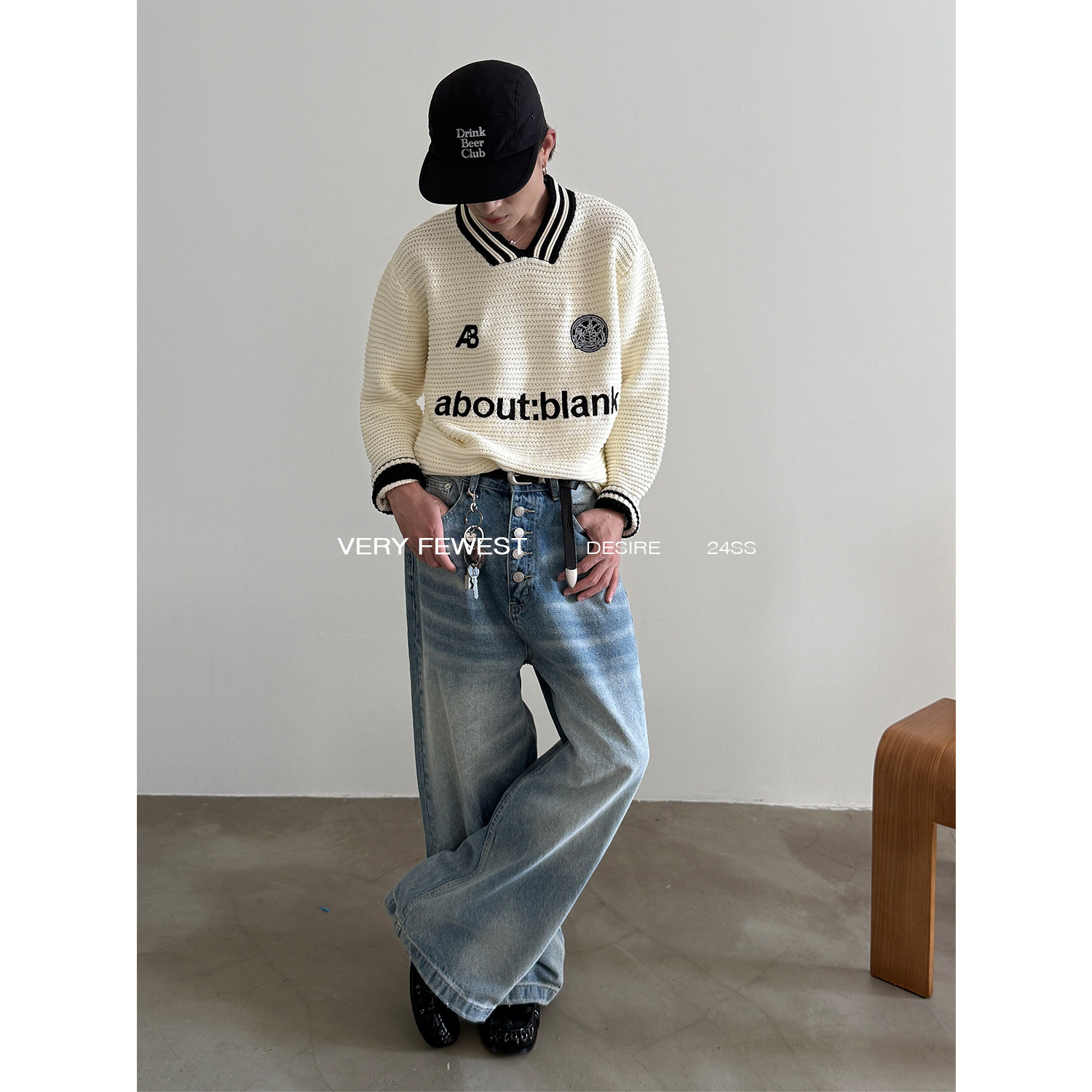 VERY FEWEST 小众纽扣门禁直筒牛仔裤男女款设计感猫须水洗阔腿裤 - 图0