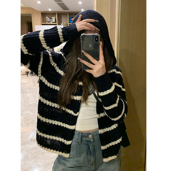 ຮ້ານສາວ Wang's sweater cardigan coat lazy wind early autumn section thin navy blue striped striped hooded loose knitted sweater